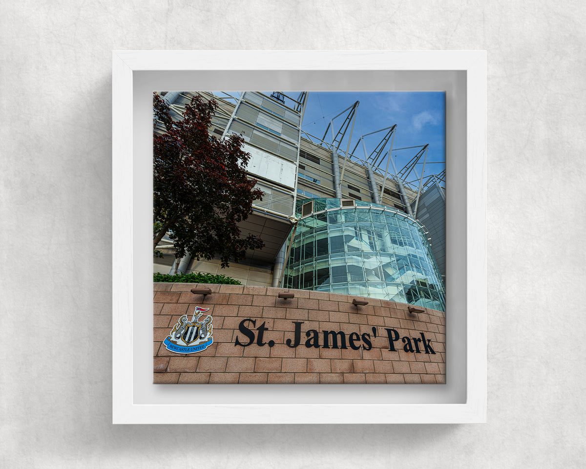 St James' Park Entrance on an 8×8 inch ceramic tile in a white box frame, front view